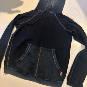 Free city hoodie black